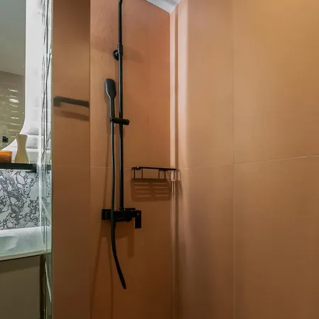 Apartament Ermou O'clock *