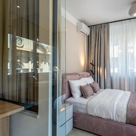 Apartament Ermou O'clock *