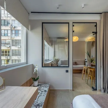 Apartament Ermou O'clock *