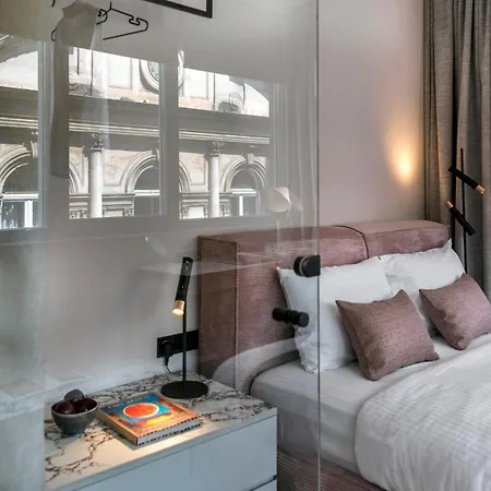 Apartament Ermou O'clock *