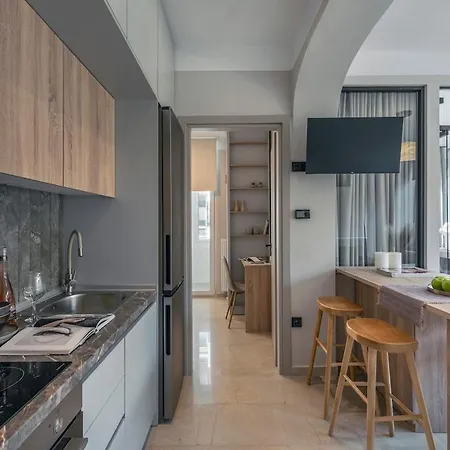 Apartament Ermou O'clock *