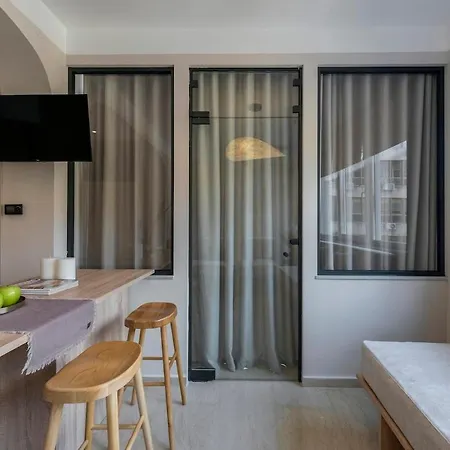 Ermou O'clock Salonicco