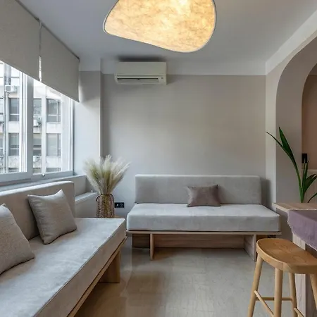 Ermou O'clock Apartmán Soluň