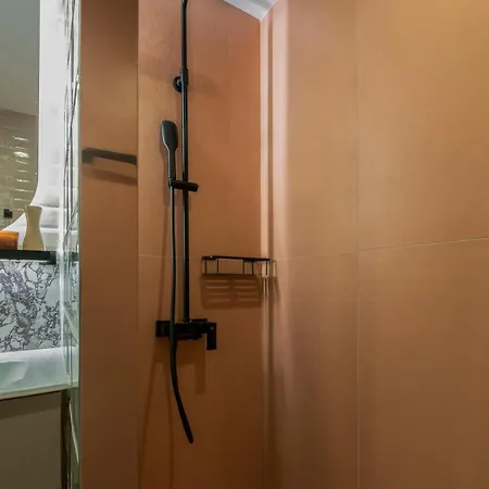 Ermou O'clock Apartmán Soluň